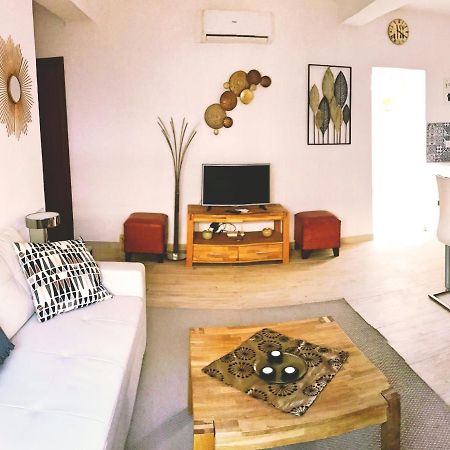 Town House With Patio In Quiet Residential Area 10 Min From Beach Torremolinos Exterior foto